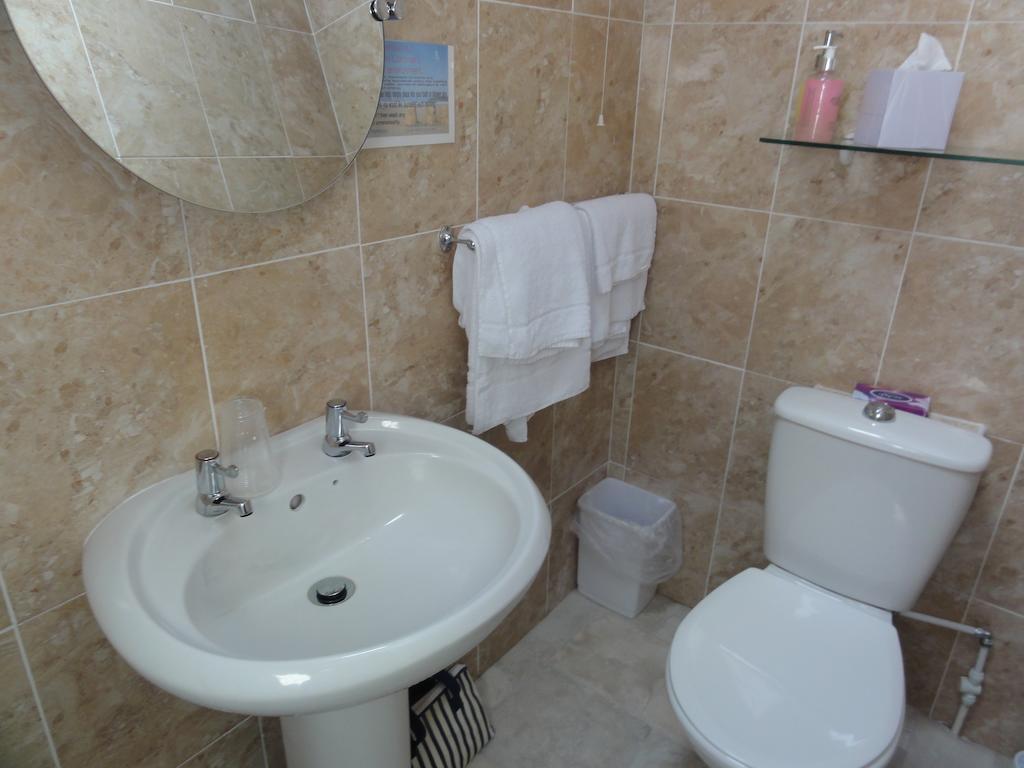 Membly Hall Hotel Фалмут Номер фото